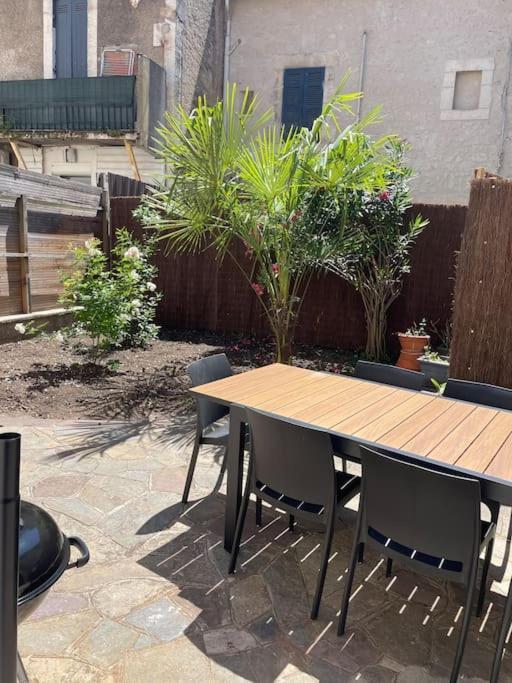 Maison 5 Chambres 3Sdb En Ville Avec Piscine Perigueux Luaran gambar